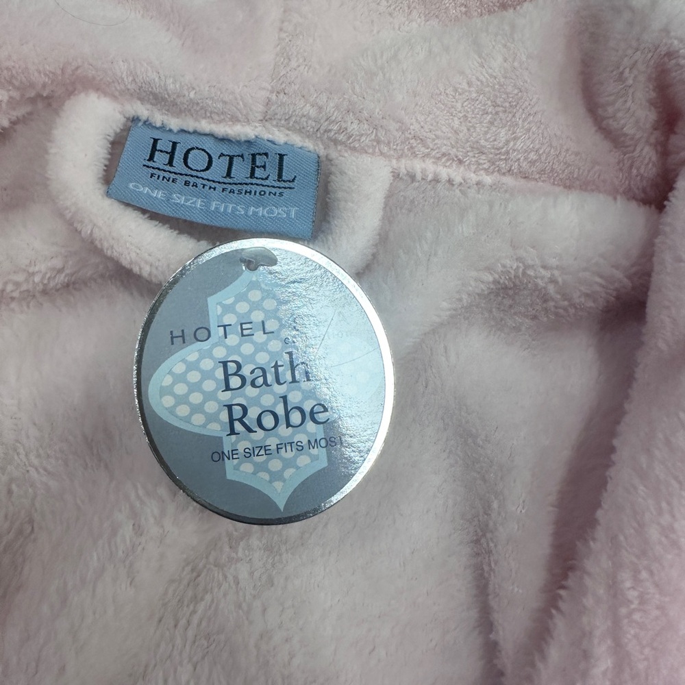 Soft Pink Plush Robe - Picture 3 of 5